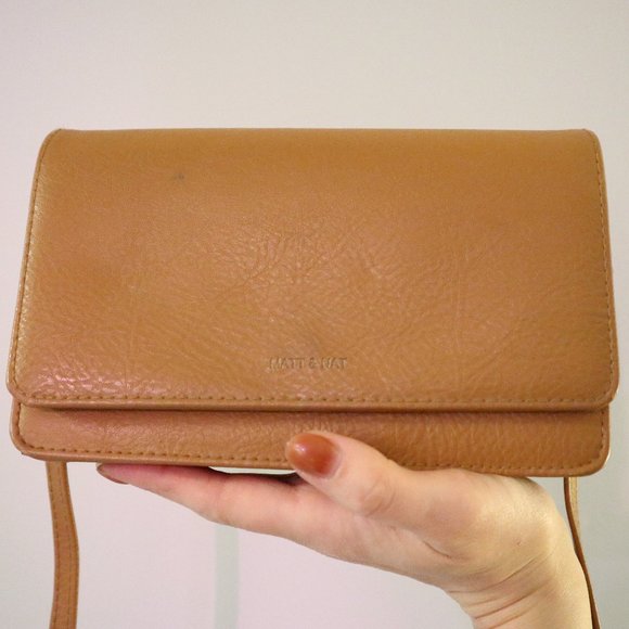MATT & NAT Crossbody Purse/Clutch - Picture 5 of 9